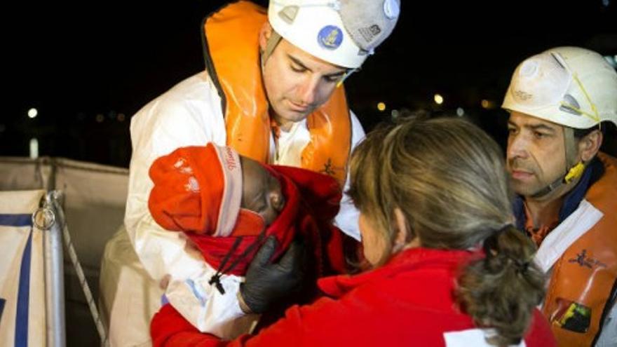 Rescatadas dos pateras a la deriva con 63 inmigrantes