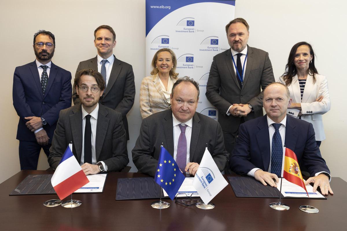 Francia y España firman un acuerdo con el BEI para financiar la interconexión a través del Golfo de Vizcaya.