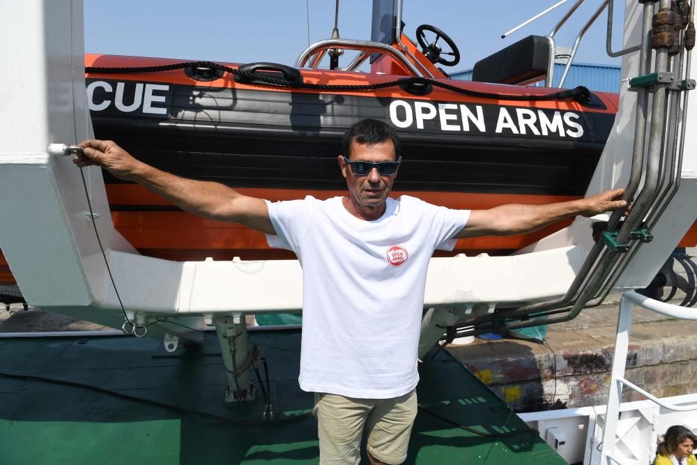 El remolcador de más de 40 años fue donado y rehabilitado durante cinco meses por la ONG entre A Coruña y Burela.