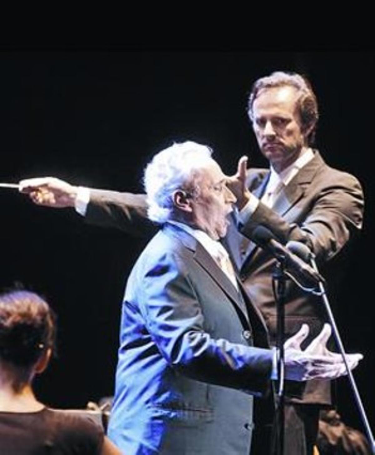 Josep Carreras, en primer terme, i el seu nebot, David Giménez. Josep Carreras, en primer terme, i el seu nebot, David Giménez.