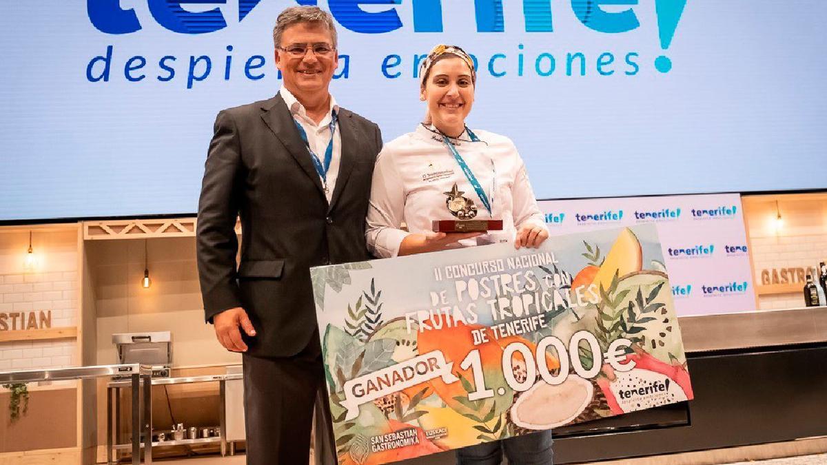 Paula Salvucci, del restaurante Il Bocconcino, del hotel Royal Hideaway, en Tenerife, ganadora del II Concurso Nacional de Postres con Frutas Tropicales de Tenerife