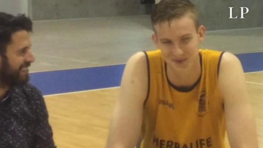 Olek Balcerowski: "Bourousis parece mi padre"