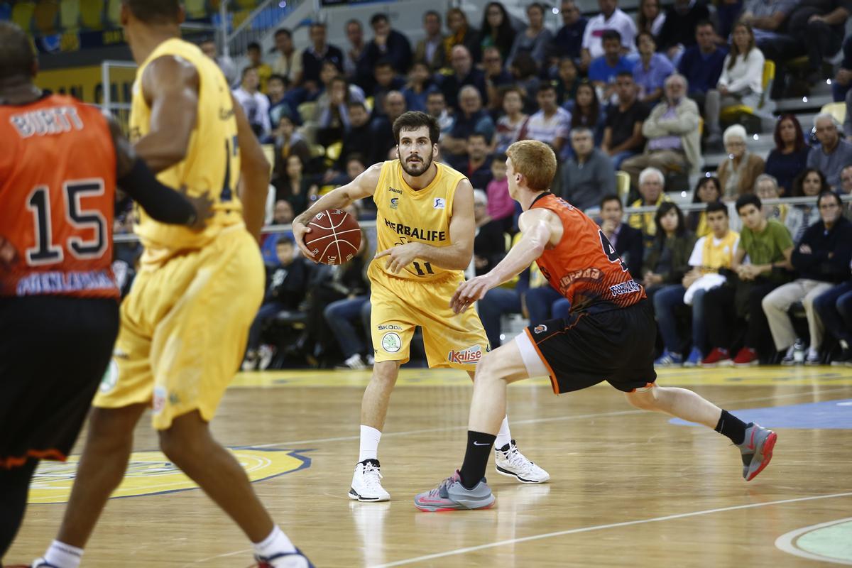 Tomás Bellas en su etapa con el CB Gran Canaria, en un partido con el Fuenlabrada de la temporada 2014-15.