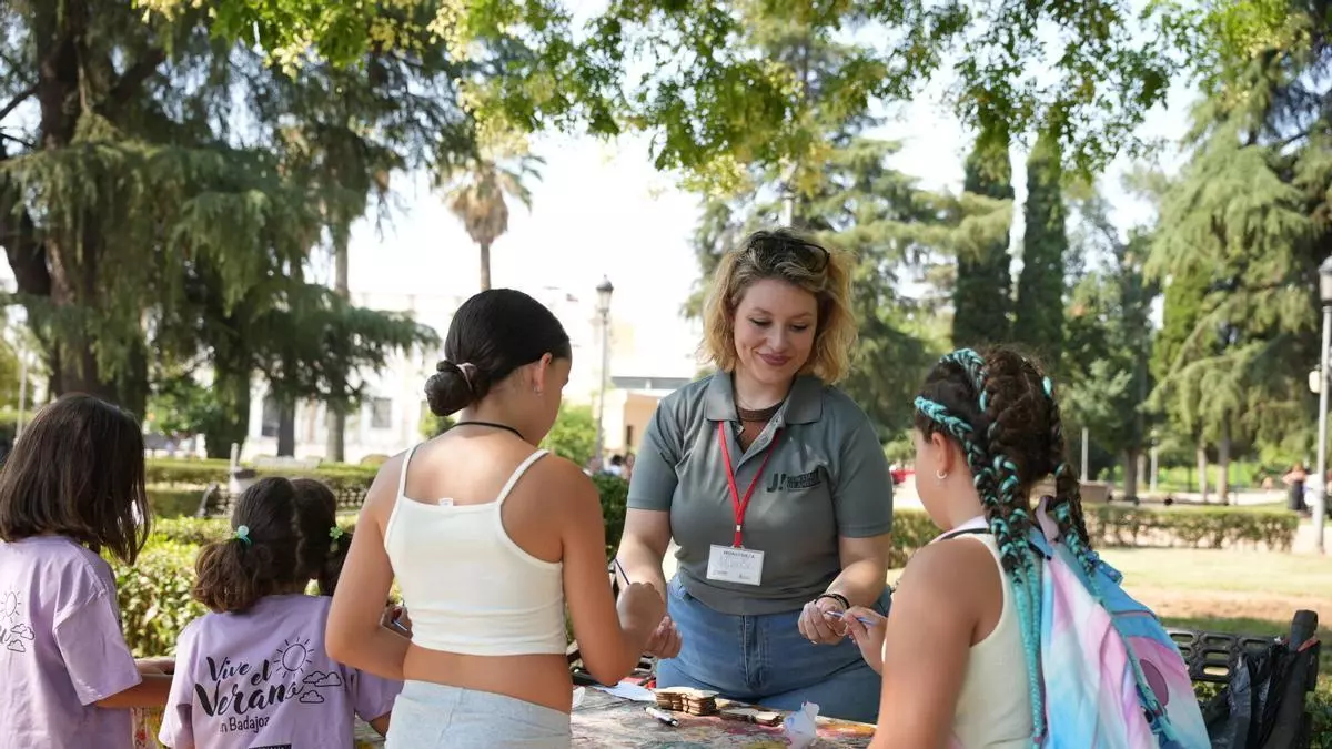Los niños de Badajoz 'viven' las mañanas del verano en los parques