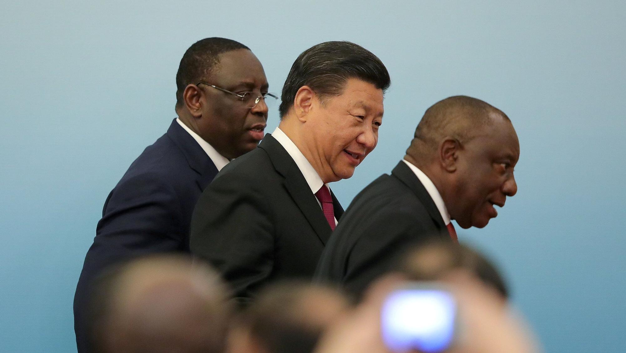 El presidente de China, junto a los de Sudáfrica y Senegal