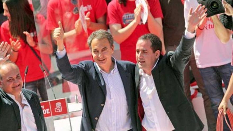 Zapatero llena la Plaza de toros de Valencia