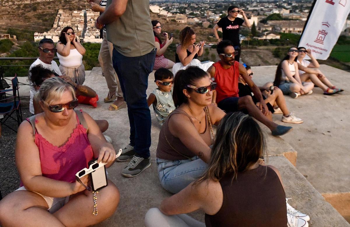 Visitantes en La Fortaleza del Rey Lobo.