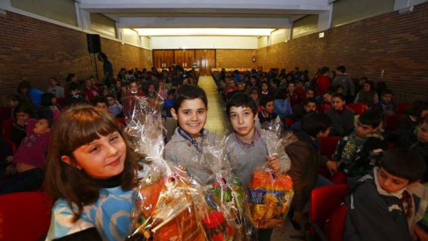 Alumnos comprometidos  y con premio