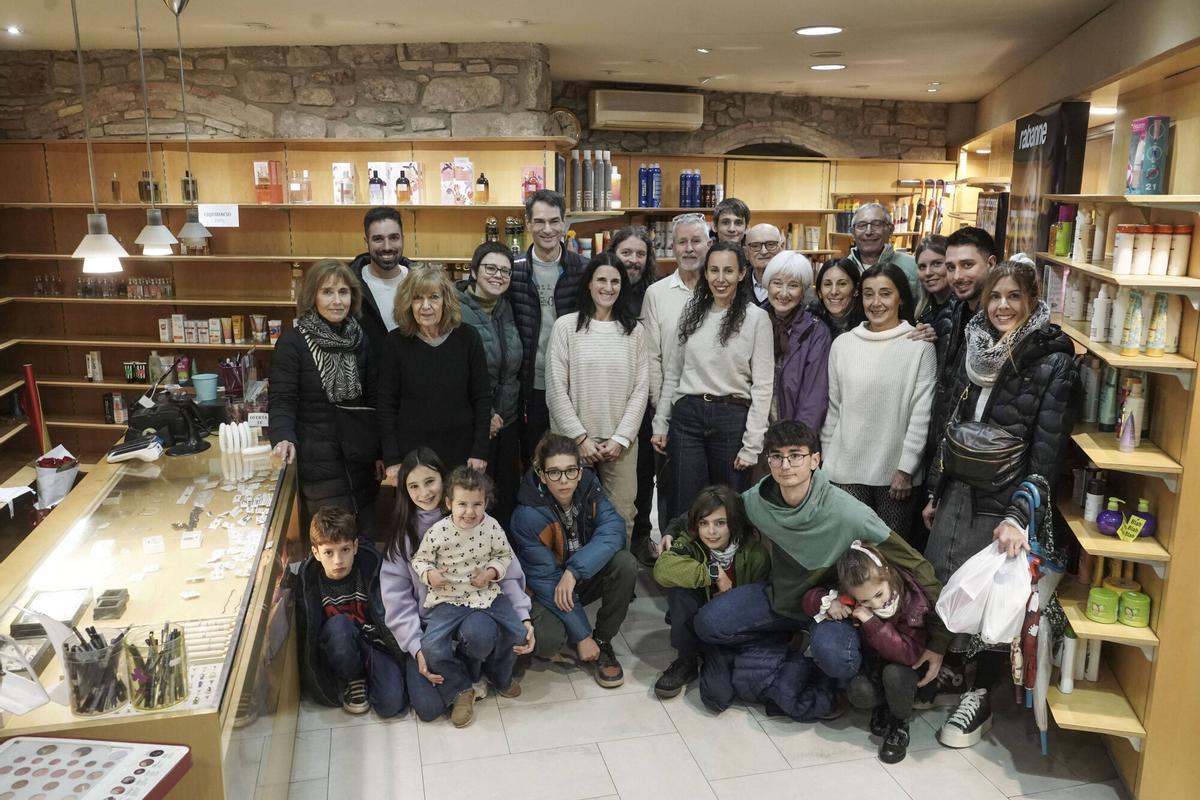 Últim dia d'obertura de la perfumeria Regina Últim dia d'obertura de la perfumeria Regina