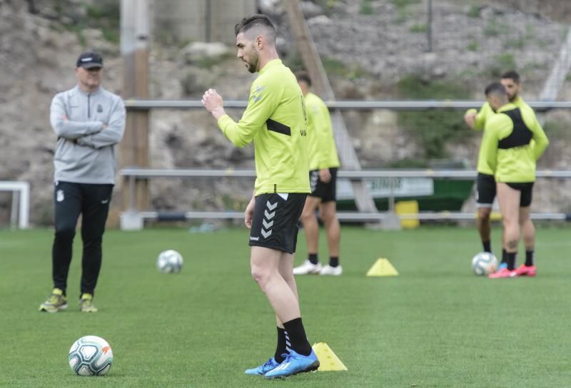 LAS PALMAS DE GRAN CANARIA. Entrenamiento de la UDLP  | 03/03/2020 | Fotógrafo: José Pérez Curbelo