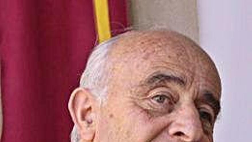 Félix González.