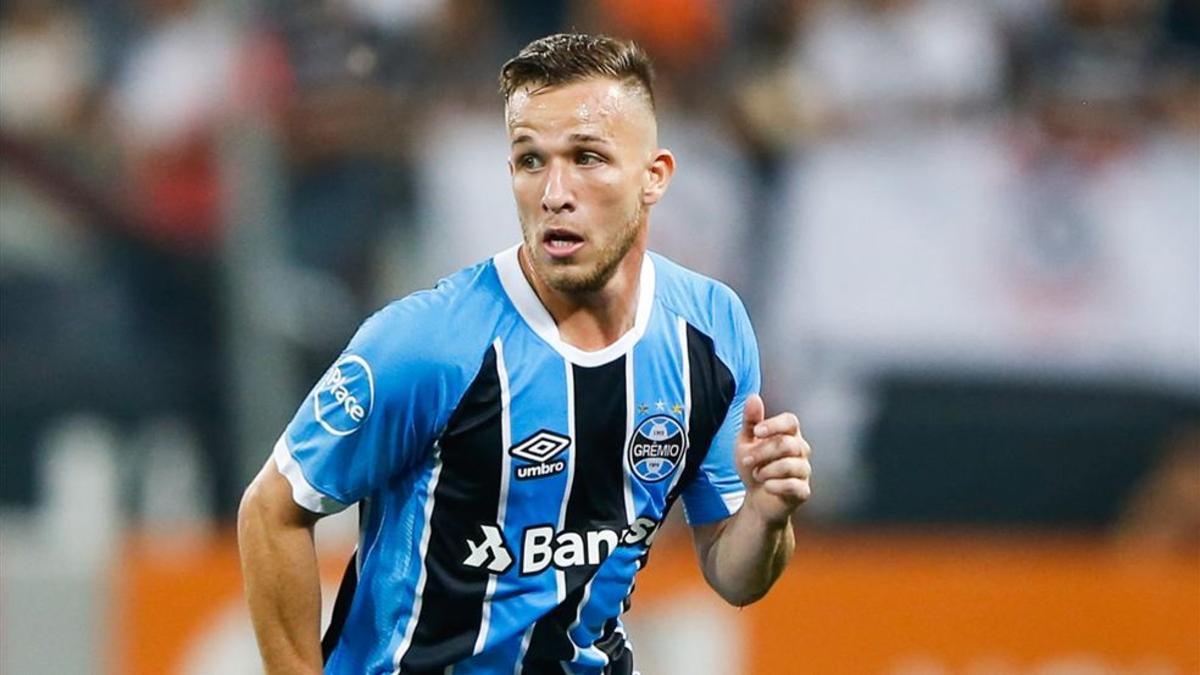 Arthur, a un paso de concretarse su fichaje por el Barça