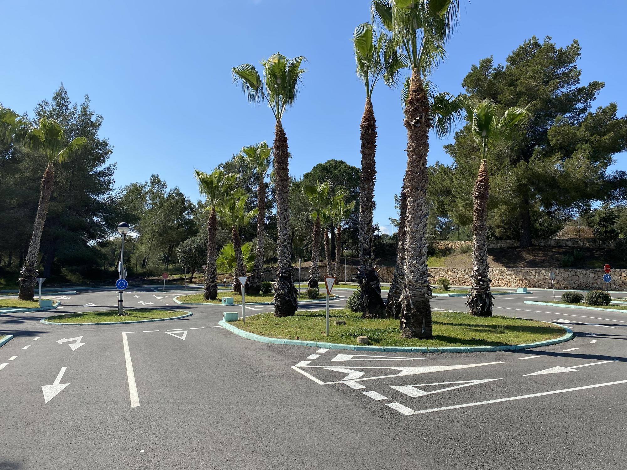 Galería de imágenes de las mejoras en el centro de conducir de Santa Gertudis