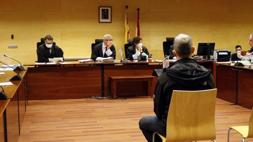 L&#039;acusat davant el tribunal de la Secció Quarta de l&#039;Audiència de Girona