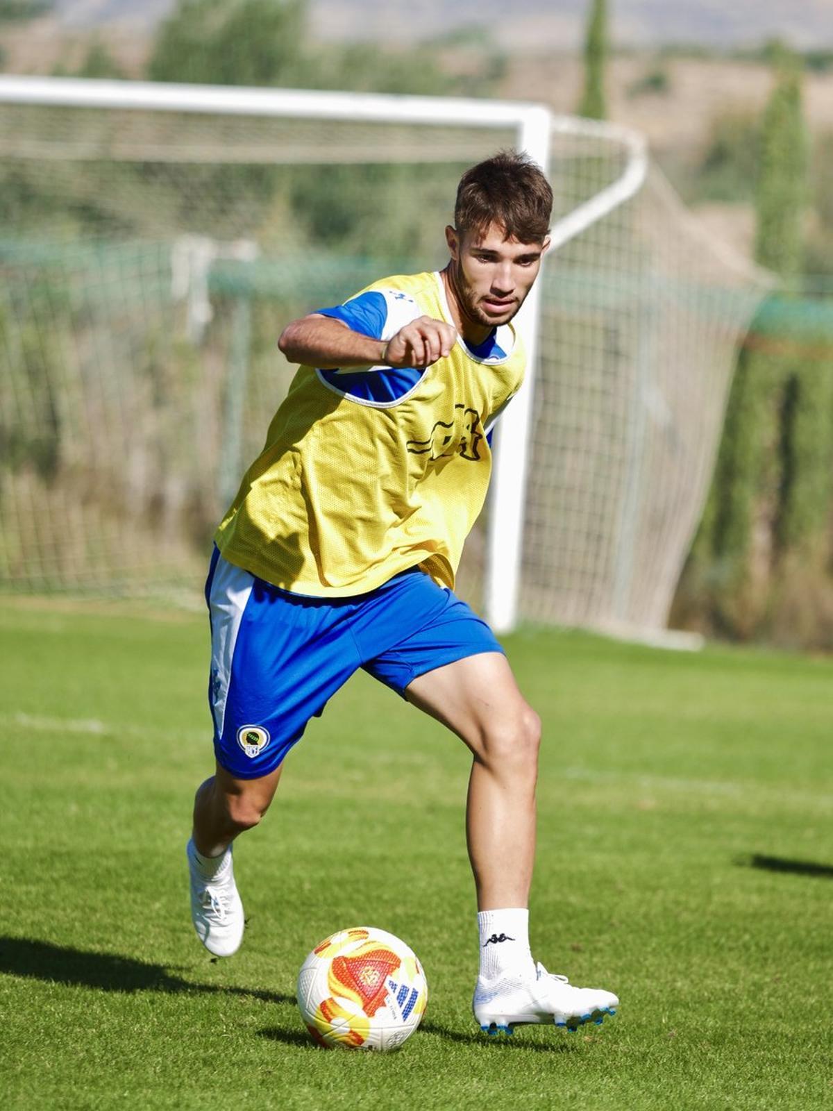 Guti, en un entrenamiento en Fontcalent durante esta temporada.