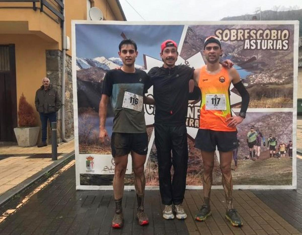 Dimas Pereira (segundo), Andrés García (primero) y Bruno Argüelles (tercero).