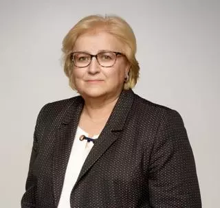 Llum Rodríguez es converteix en la primera síndica major de la Sindicatura de Comptes