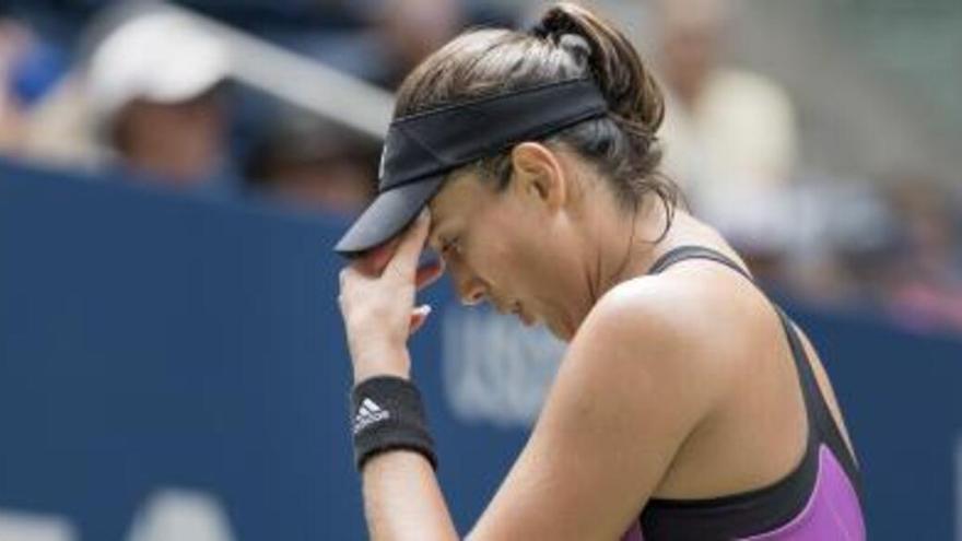 Muguruza sigue en crisis y se retira temporalmente