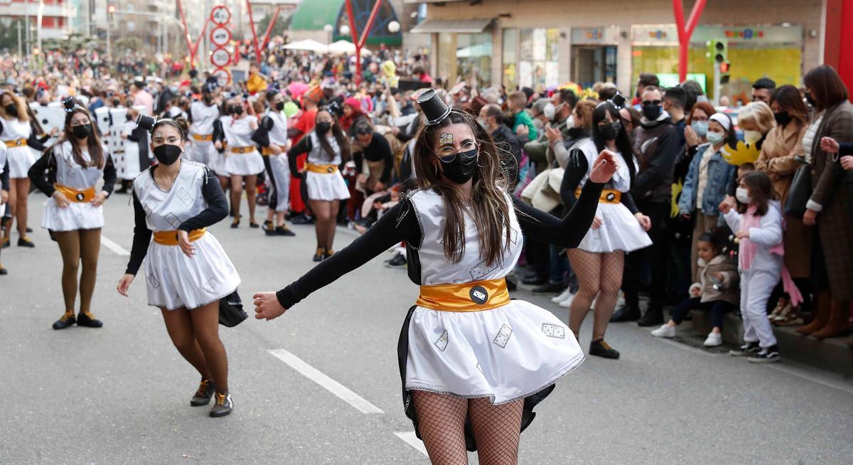 Entroido en Vigo: el desfile de la alegría tras dos años de COVID