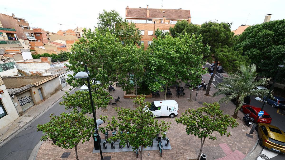 Imagen de la plaza Inmaculada, en Valdefierro, donde tuvo lugar la pelea este domingo por la noche.