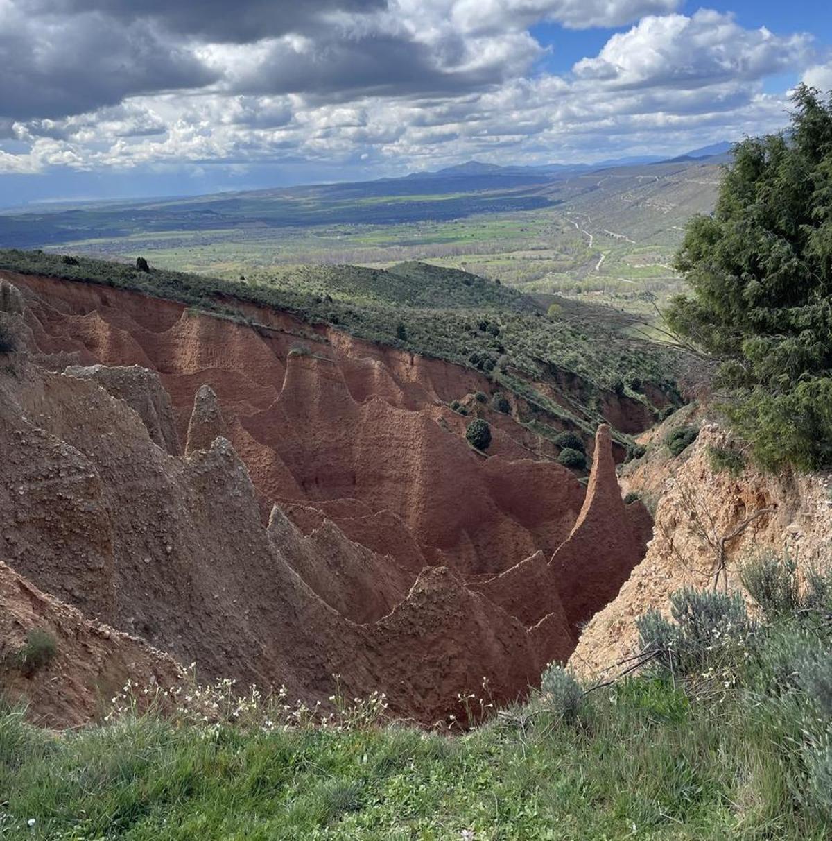 Mirador del Cañón del Lozoya y las Cárcavas, una de las paradas de esta ruta de ciclismo de montaña