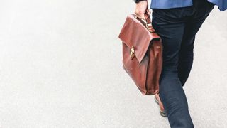 Las 2 grandes mentiras de la empresa cuando te despiden: no te dejes engañar