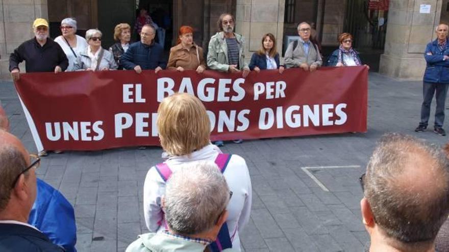 Imatge de la concentració d&#039;ahir, a les 11 del matí, a la plaça Major