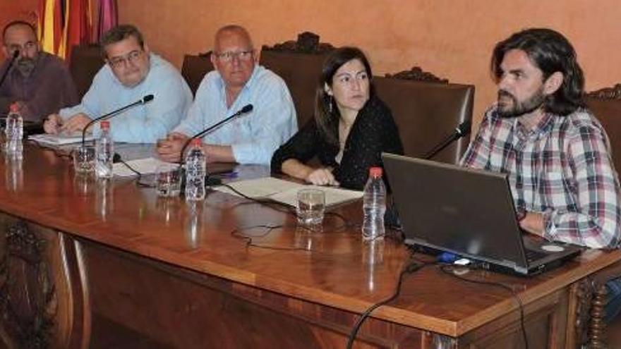 Un estudio revela la falta de formación en el sector marítimo de Dénia