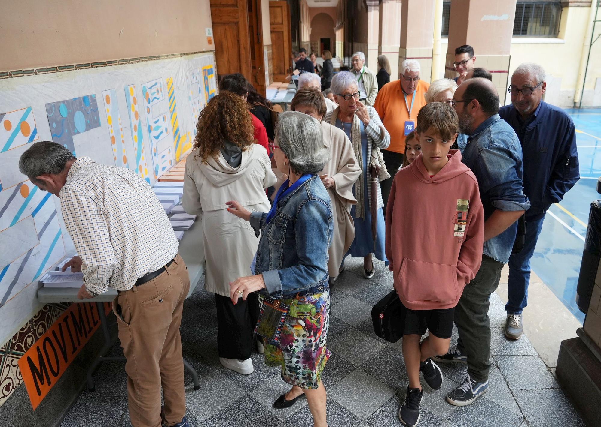 Las imágenes de la jornada electoral del 28M en Castellón