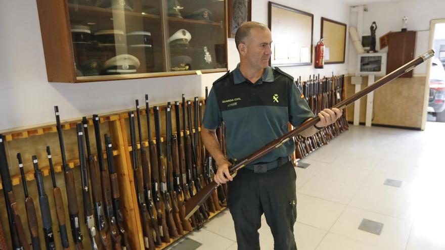 La Guàrdia Civil subhasta  el 10% de les armes, la més cara un rifle per 525 euros