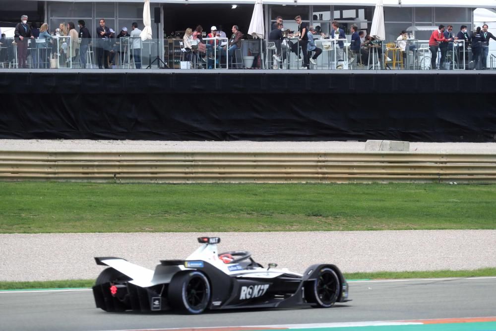 Domingo de carreras en Cheste con la Formula E