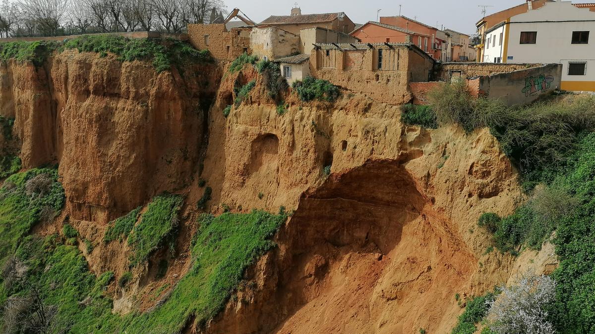 Cesión de terreno en el Puerto de la Magdalena que ha obligado a demoler las edificaciones