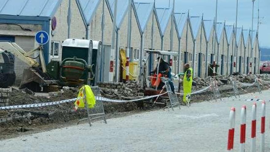 Las obras en el acceso al puerto de Bueu. // Gonzalo Núñez