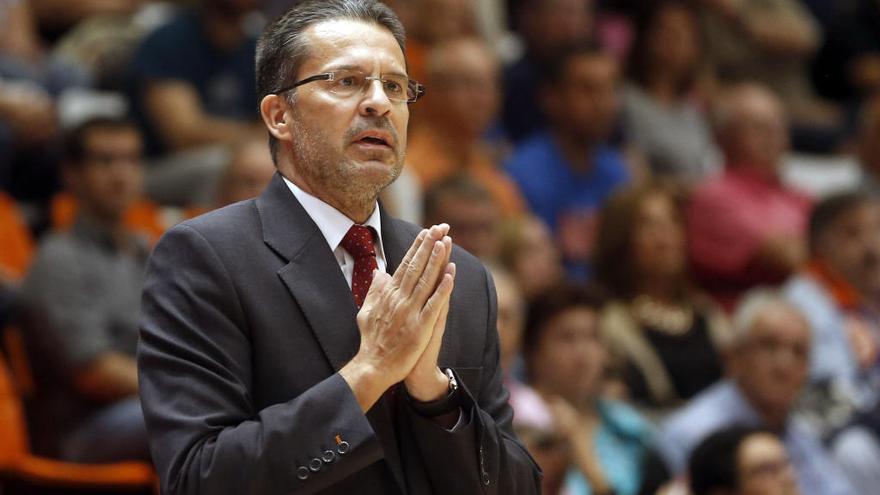 El entrenador del Valencia Basket quiere que su equipo regrese a la senda de victoria en Europa.