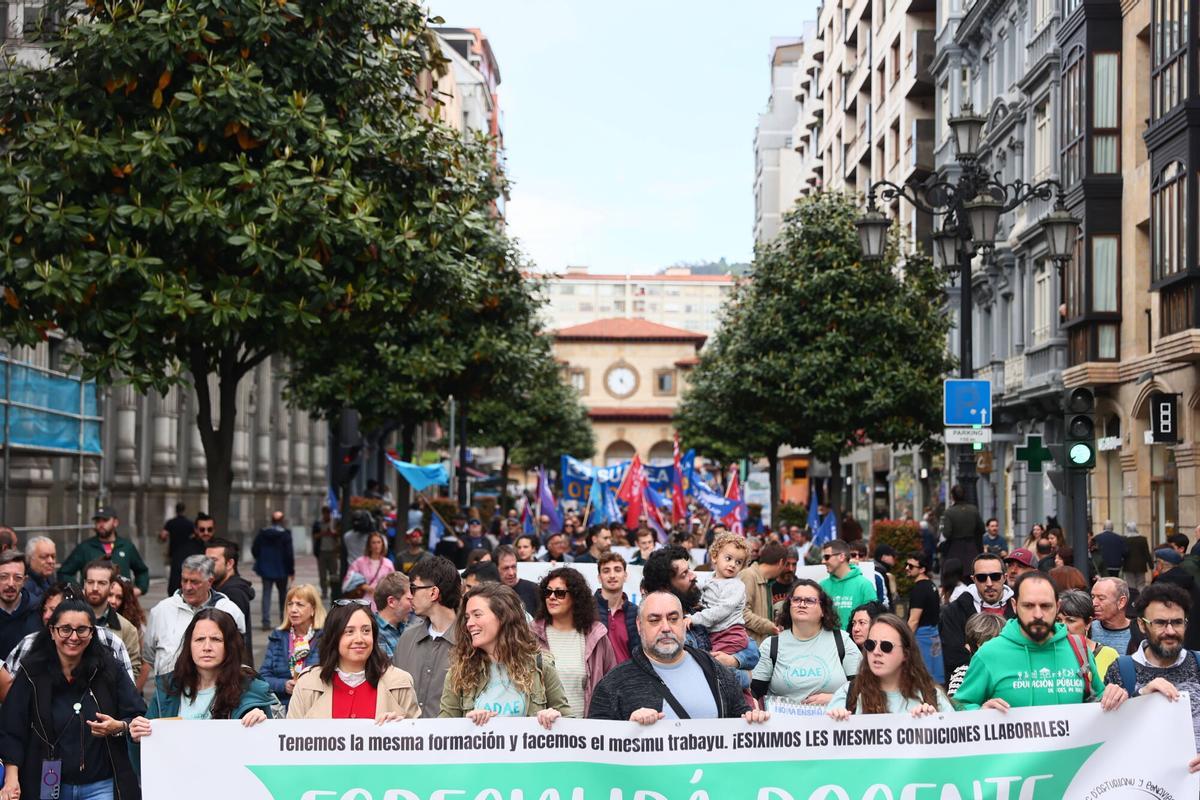 Manifestación por la oficialidad del asturiano Manifestación por la oficialidad del asturiano