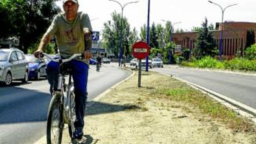 El carril bici de Antonio Masa será elevado y de una dirección