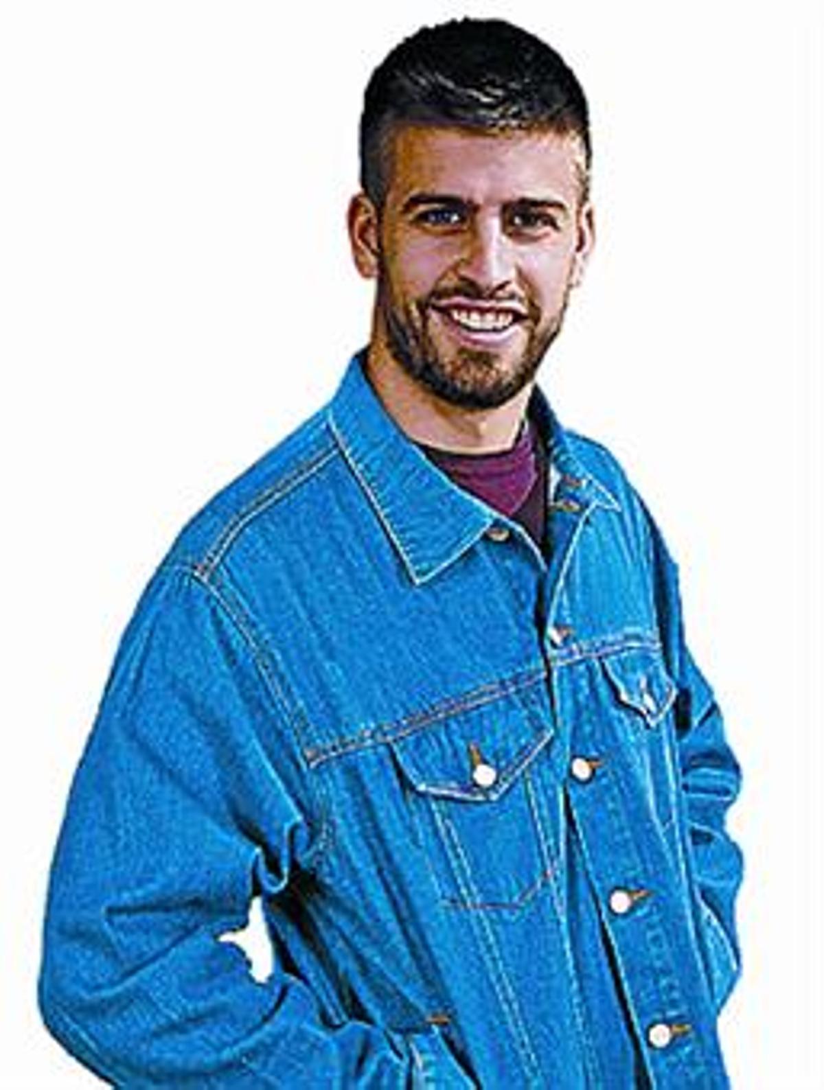 Piqué, amb la jaqueta texana. Piqué, amb la jaqueta texana.