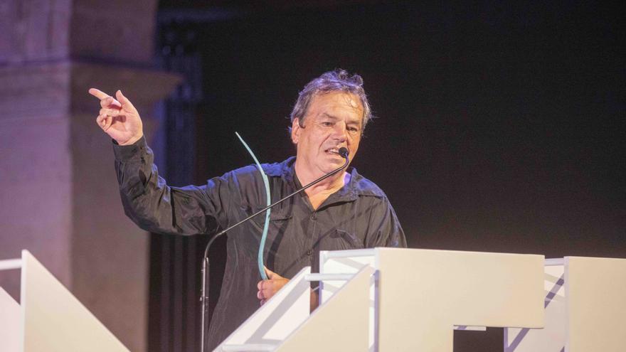 Neil Jordan: &quot;A la industria le gustan los jóvenes, Hollywood no sabe qué hacer con nosotros&quot;