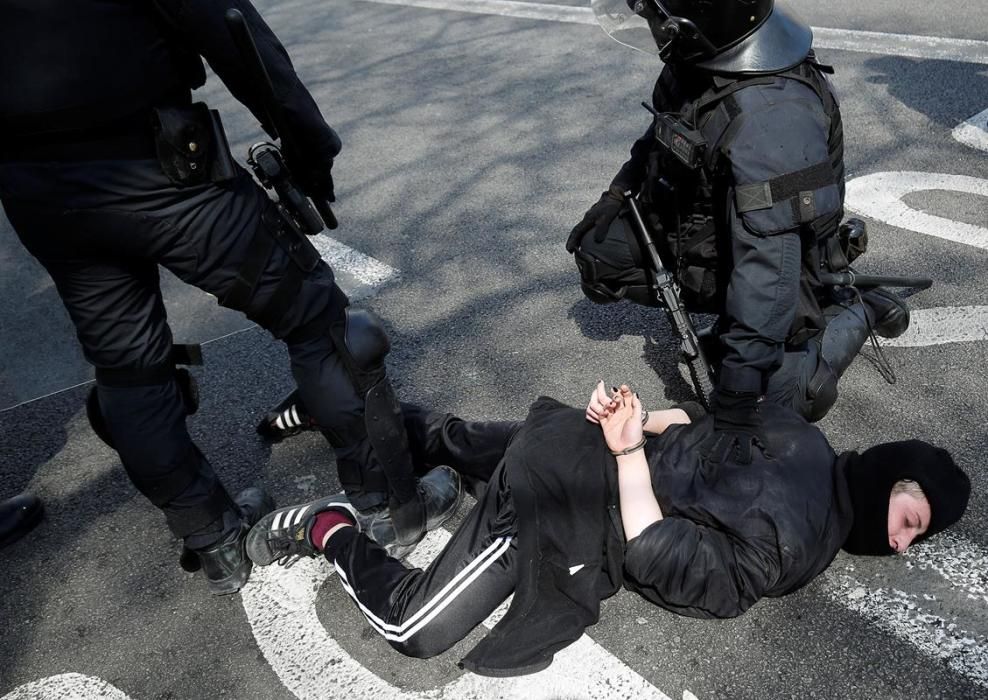 Protesta contra l'acte de VOX a Barcelona