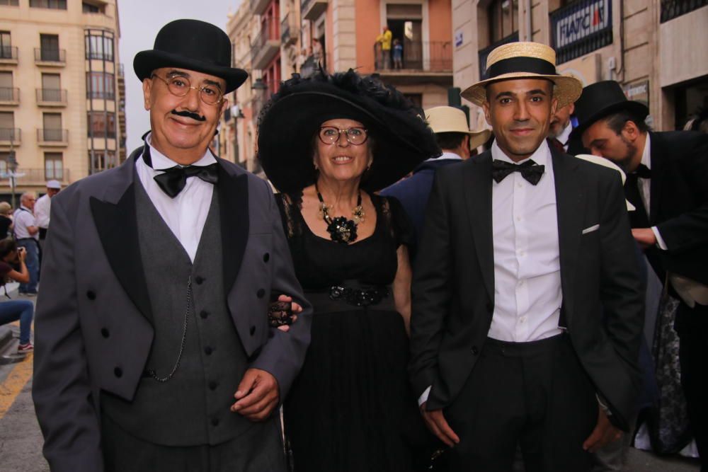 Primeros actos de la III Feria Modernista de Alcoy