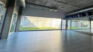 Cambre termina la puesta en funcionamiento de la sala de actividades de A Barcala