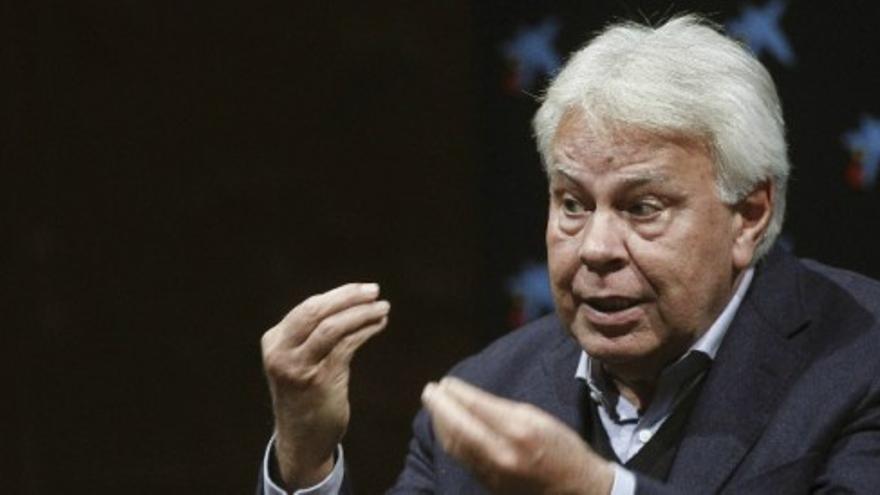 Felipe González, dispuesto a viajar a Venezuela