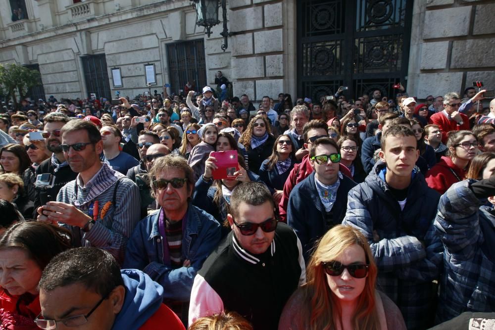 Búscate en la mascletà del 13 de marzo