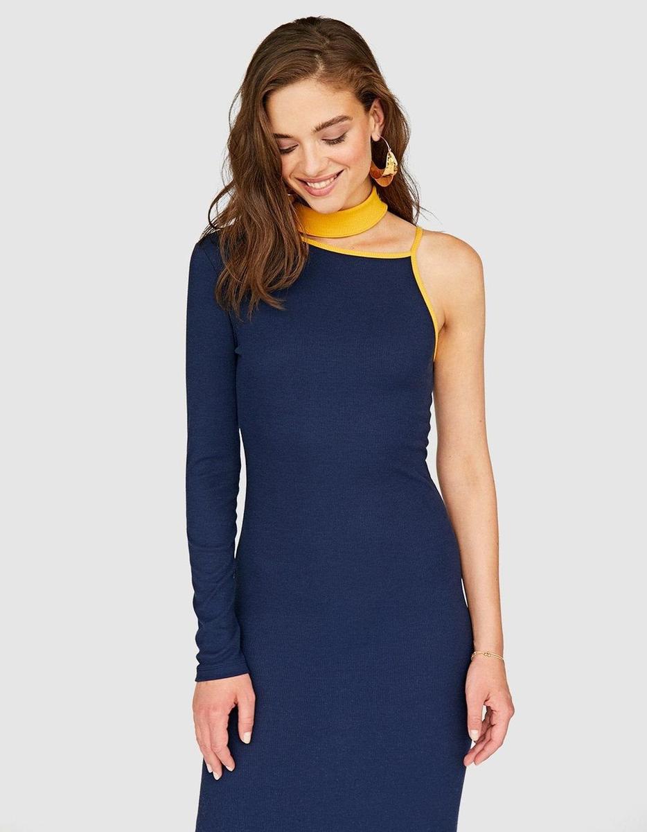 Vestido asimétrico (Precio: 12,99 euros)