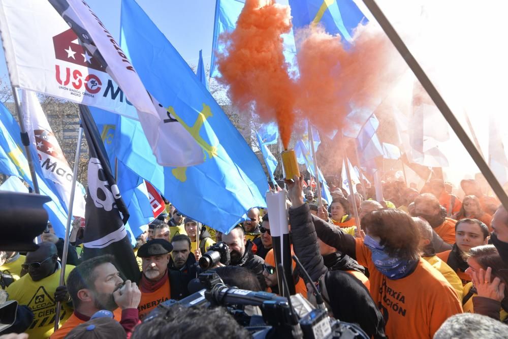 Manifestación de trabajadores de Alcoa en Madrid