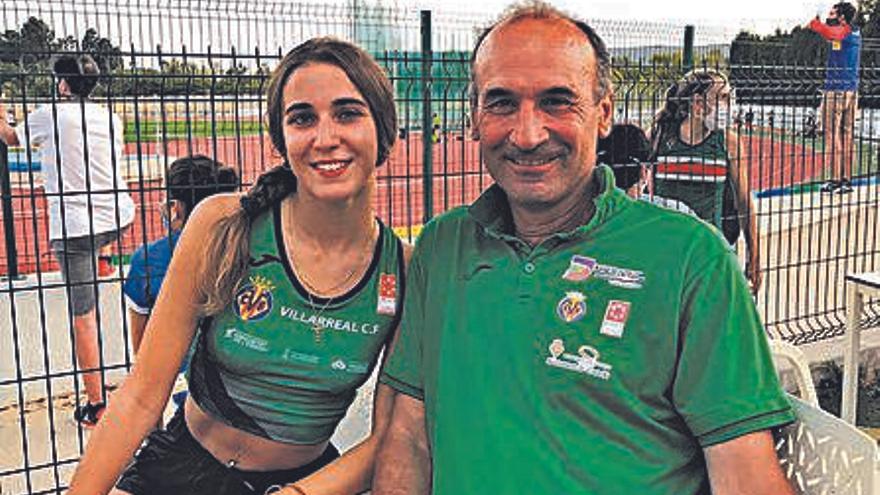 Carlos Ruiz: «Daniela García no tiene desgaste, tiene un ritmo ideal para el 800 y el mediofondo»