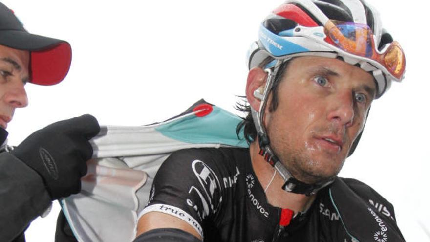 Frank Schleck abandona por lesión