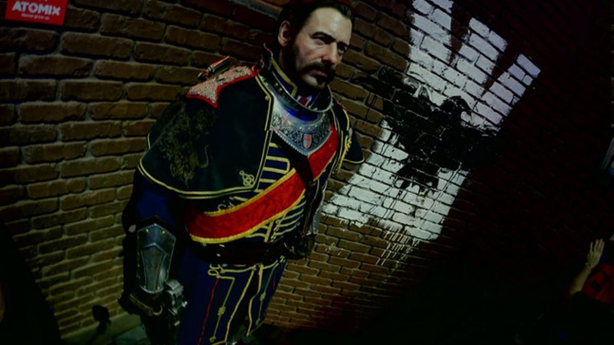 Una figura del videojuevo de Playstation 4 'The Order: 1886', en la feria E3.