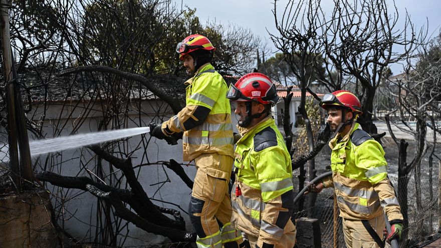 La oleada de incendios provocados se suman al calor extremo: 25 detenidos este verano en España por originar fuegos