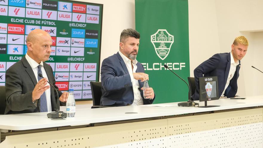 ¿Debe tener el Elche un director deportivo?